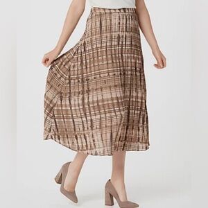 🆕. Lisa Rinna Pleated Skirt #7026 NWOT